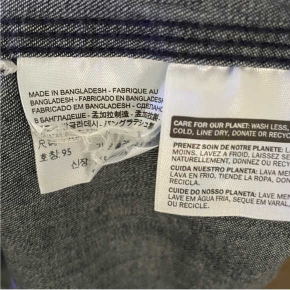 LEVIS Men's Barstow Western Denim Shirt Size Medium MSRP $79.50 - Picture 7 of 15